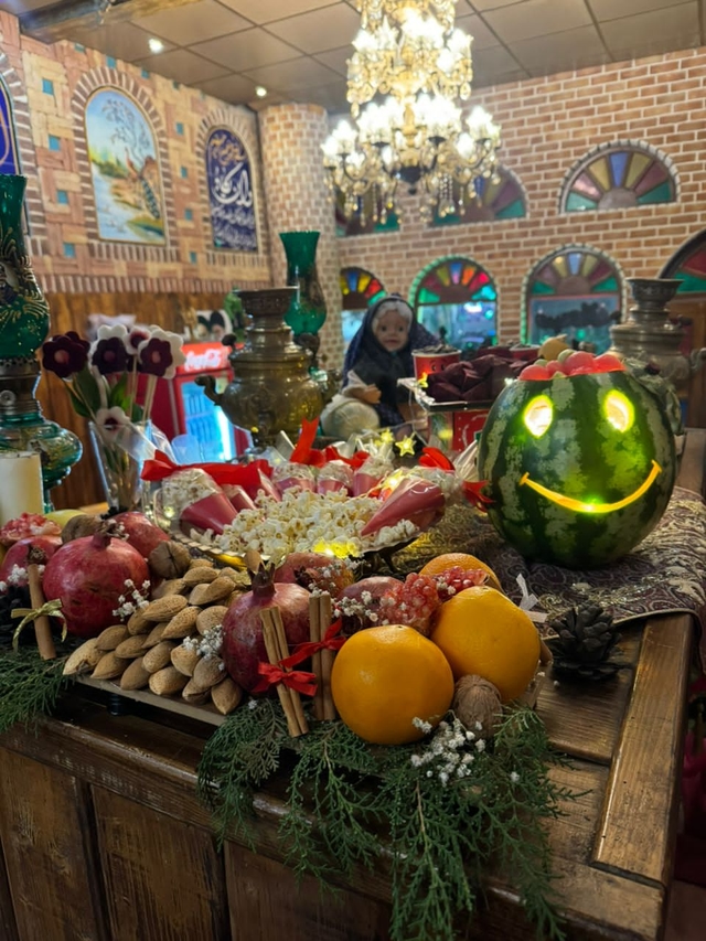 سفره خانه سنتی شب نشین